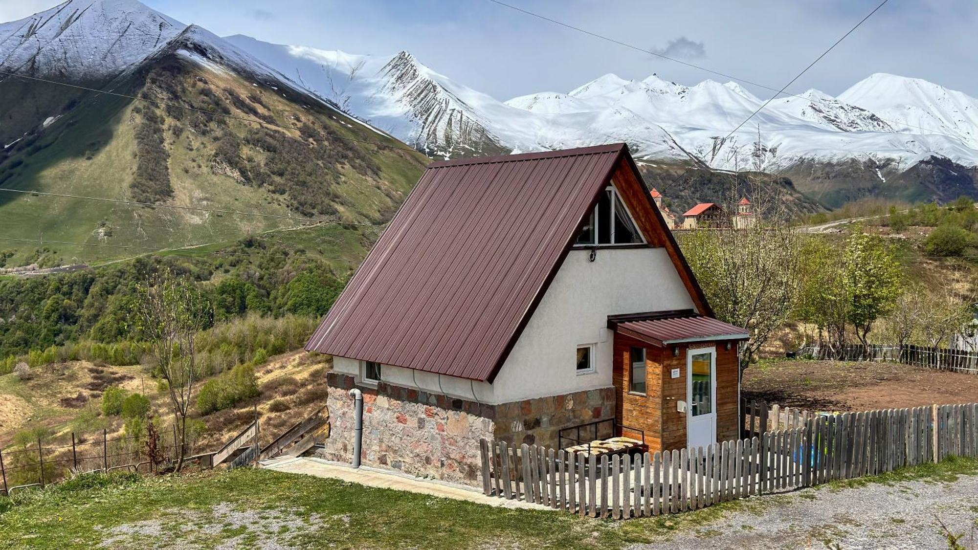 Cottage 구다우리 외부 사진